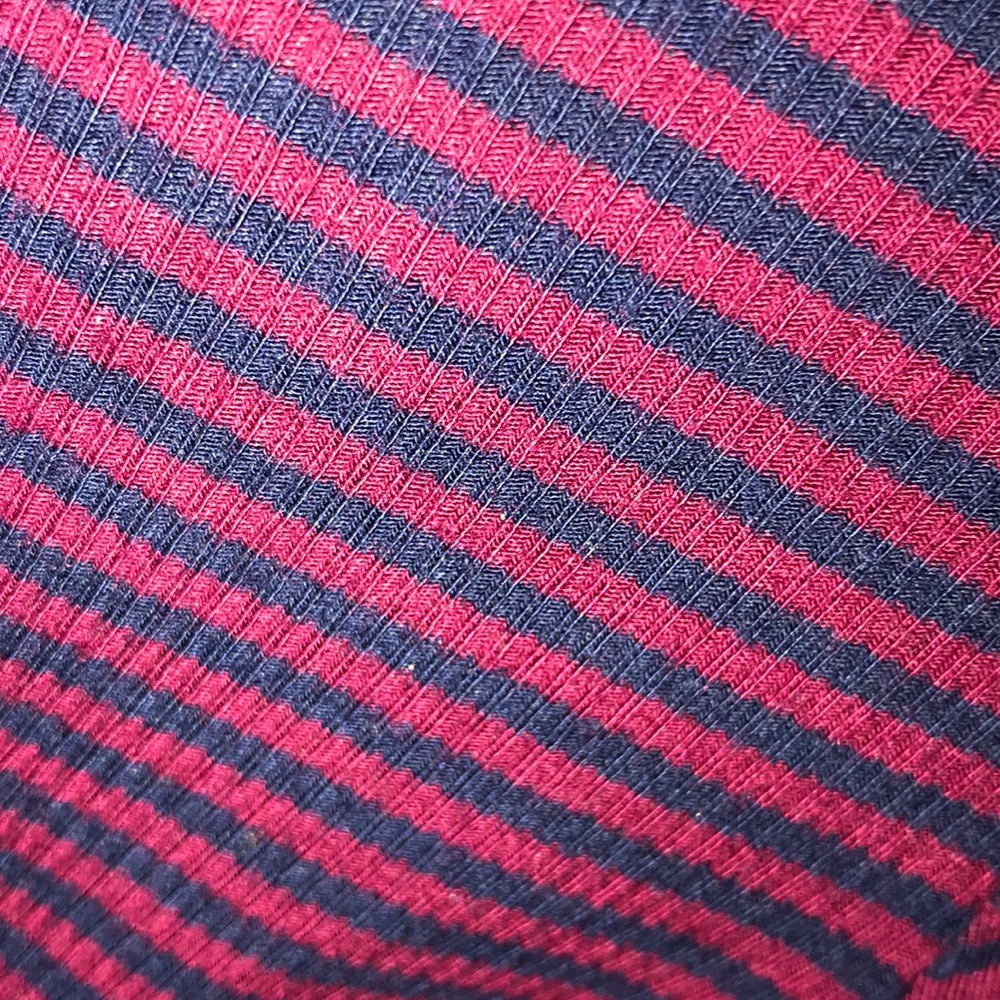 $4 - Picture 2 of 2